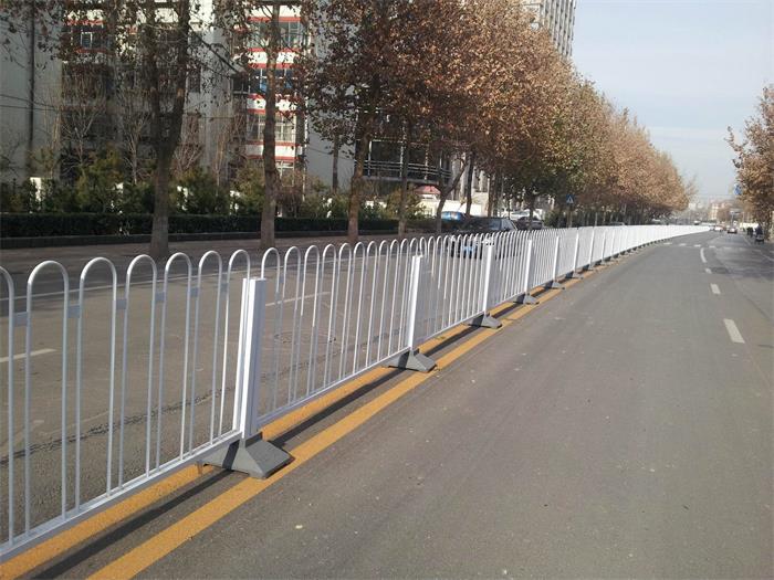 道路护栏 