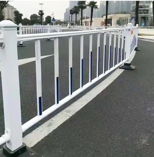 道路护栏 